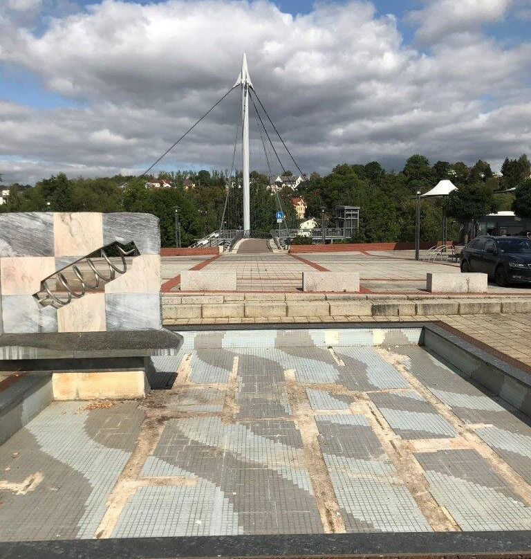 Brunnen Zentrum-Wilkau-Hasslau必去景点