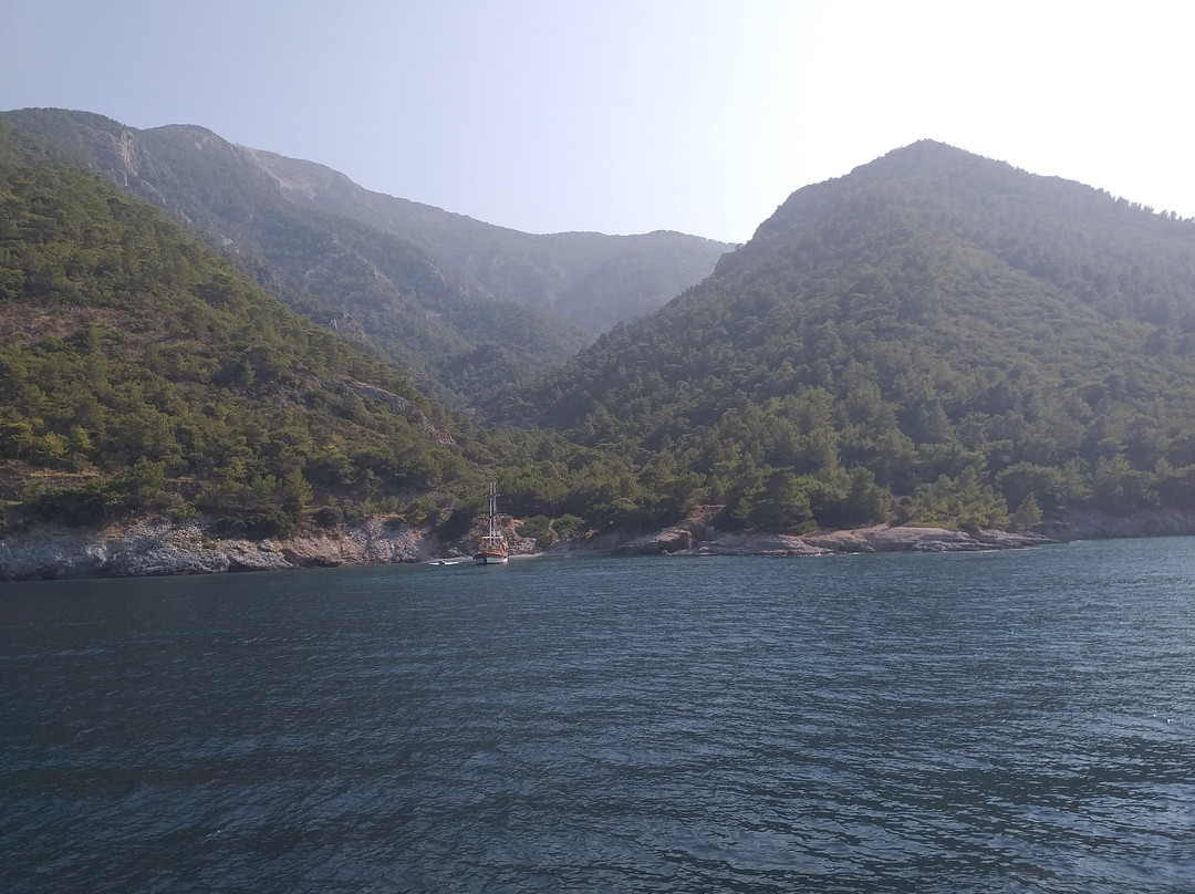 Brothers Taxi-库萨达斯必去景点