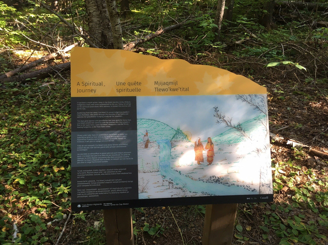 MacIntosh Brook Trail-Pleasant Bay必去景点