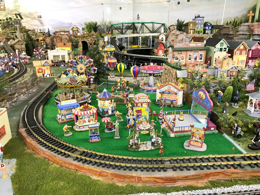 Model Railroad Exhibit by Crossville Model Railroad Club-Crossville必去景点