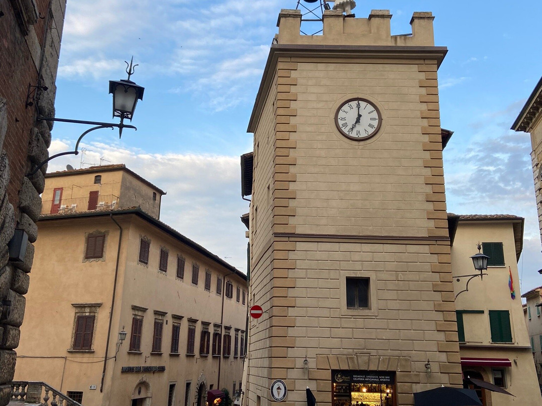 Torre del Pulcinella-蒙特普尔恰诺必去景点