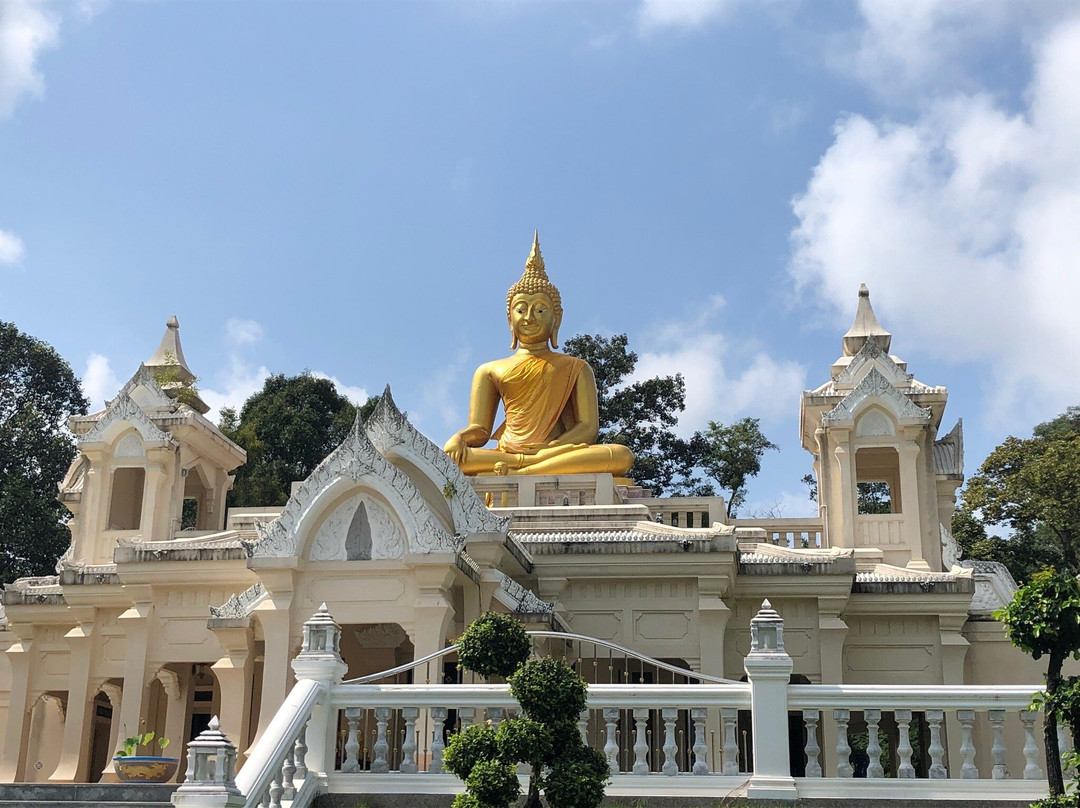 Wat Saprasansuk景点图片