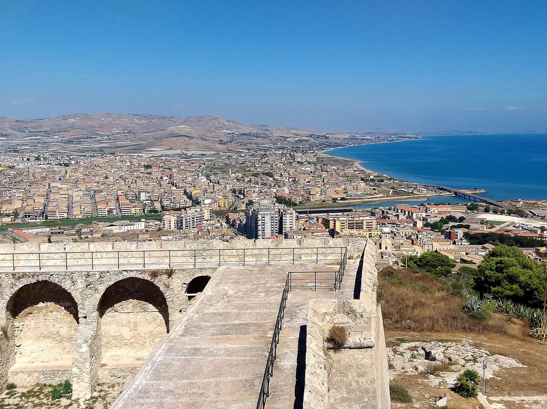 Area Archeologica di Monte Sant'Angelo e Castel Sant'Angelo景点图片