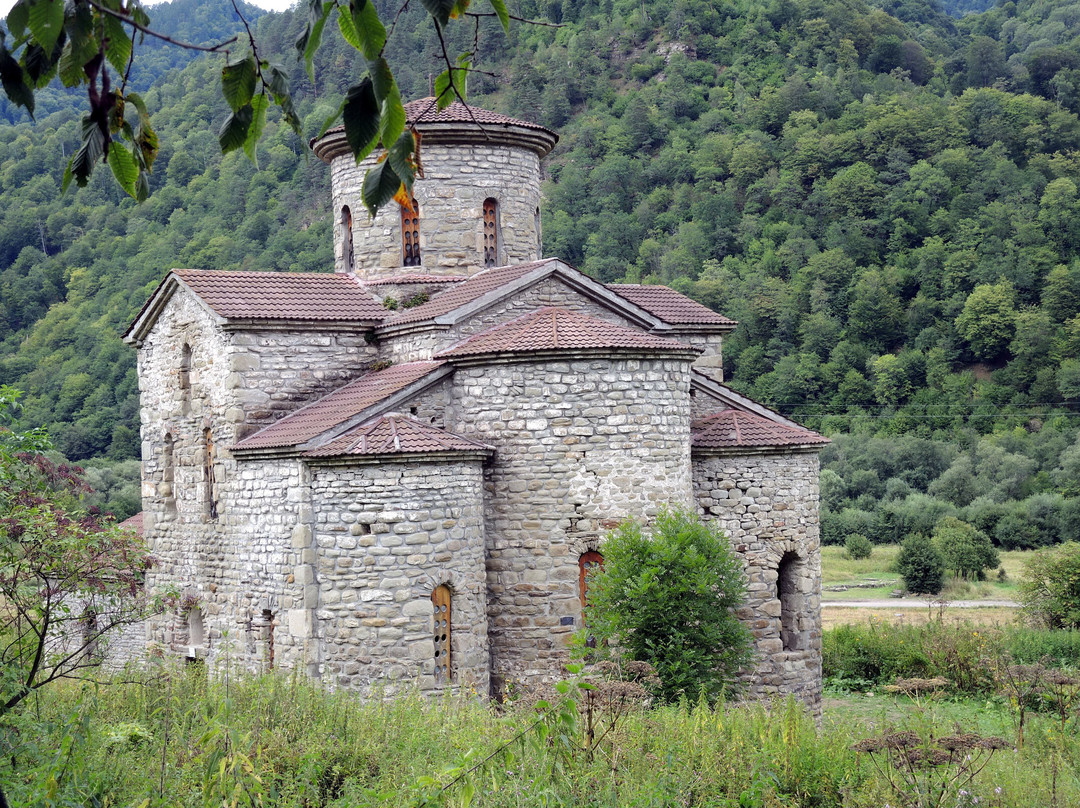 Middle Zelenchuk Temple景点图片