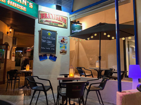 Pub Branigans Torremolinos-托雷莫里诺斯必去景点