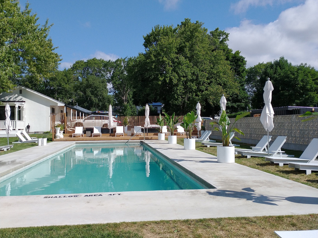 The Lakeside Motel主图