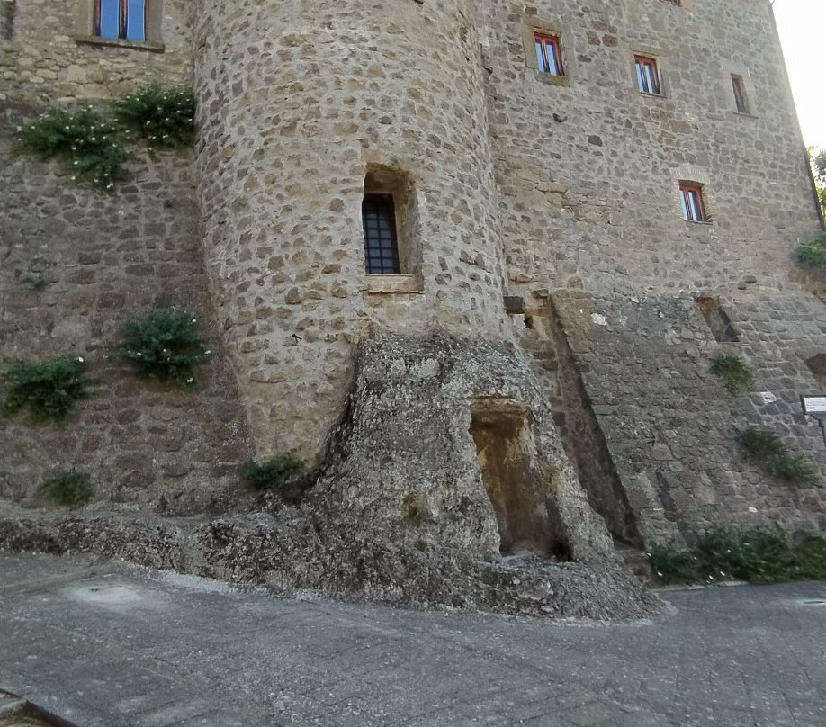 Torre dell'Orologio-Bassano in Teverina必去景点