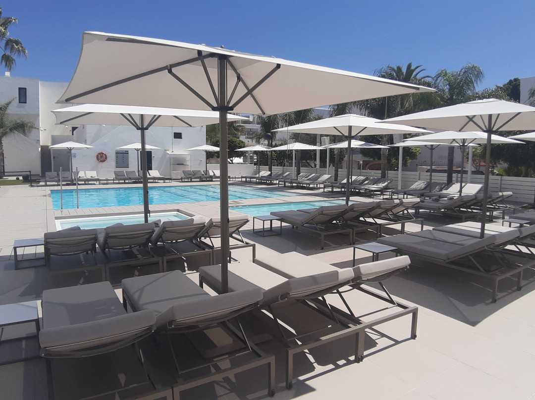 Migjorn Ibiza Suites & Spa主图