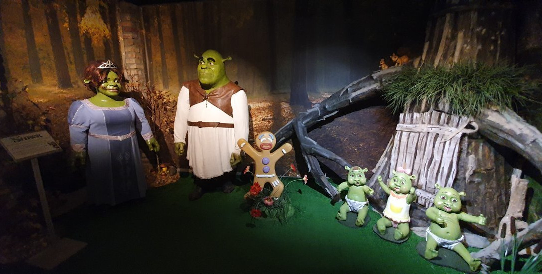 Museum of wax figures-缅济兹德罗耶必去景点