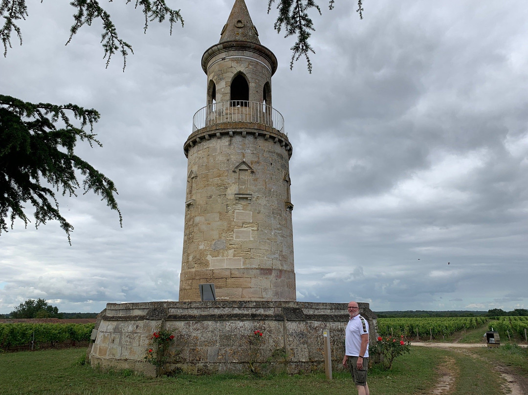 Château La Tour de By景点图片