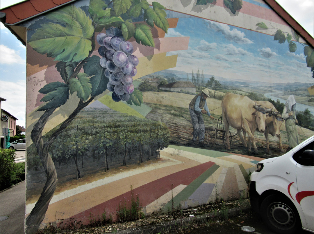 Fresque "Vigne et labour"-Illange必去景点
