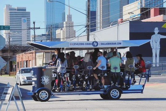 Dallas Bike Bar-达拉斯必去景点