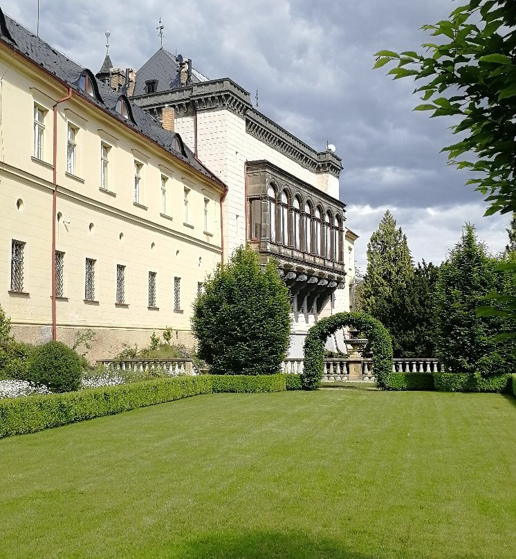 Chateau Zbiroh主图