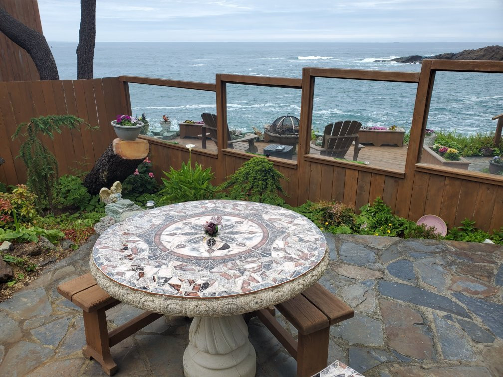 An Ocean Paradise Whales Rendezvous主图