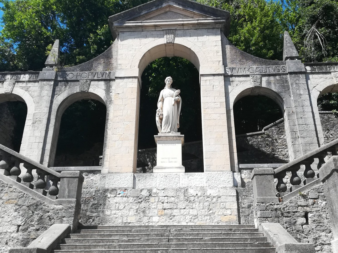 Centro storico di Serravalle景点图片