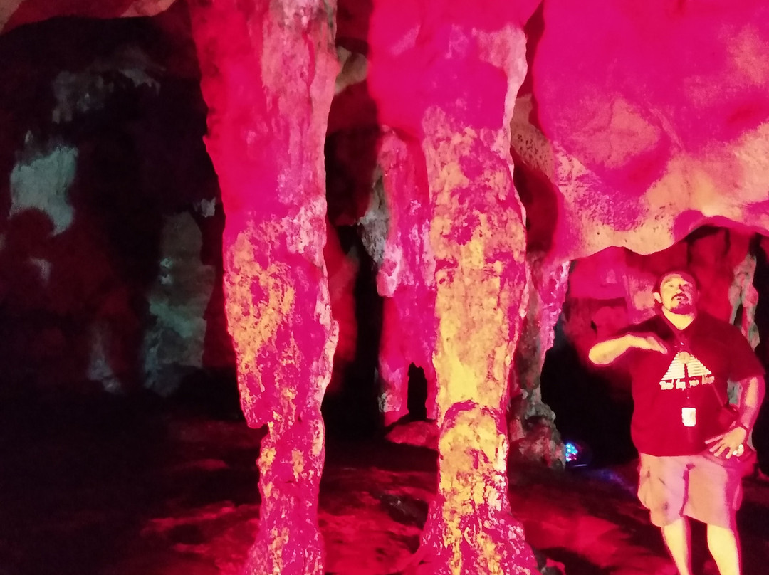 Grutas de Lol-Tun-Oxkutzcab必去景点