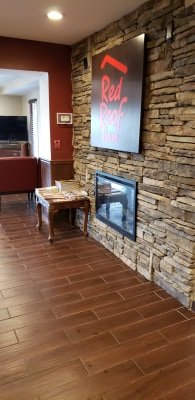 Red Roof Inn Denver-浴室