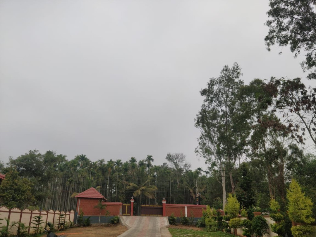 The Excellency Resort and Spa主图