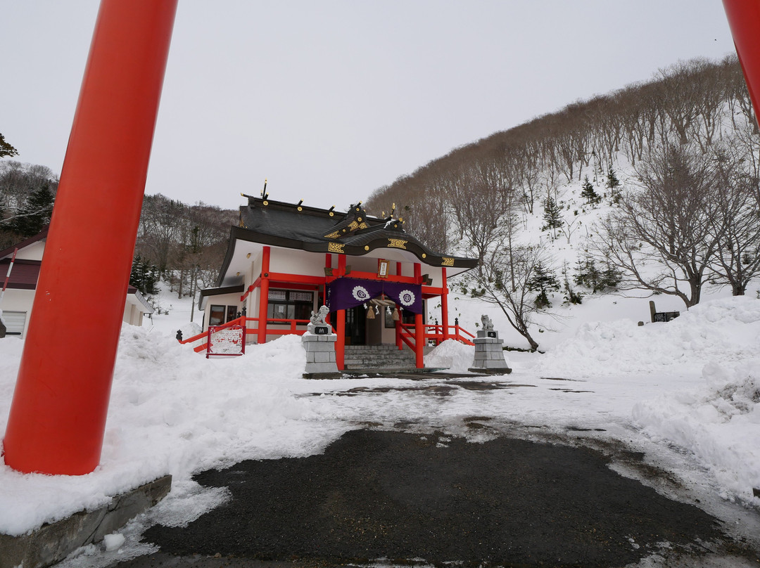 Rausu Shrine景点图片