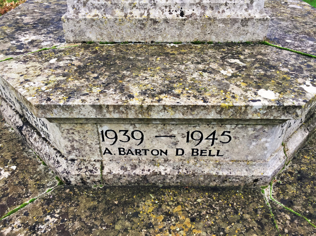 Woodchurch War Memorial景点图片