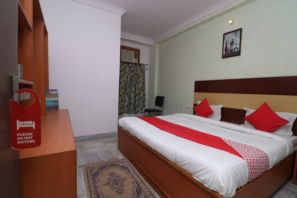 OYO 14898 Hotel Dwarika主图