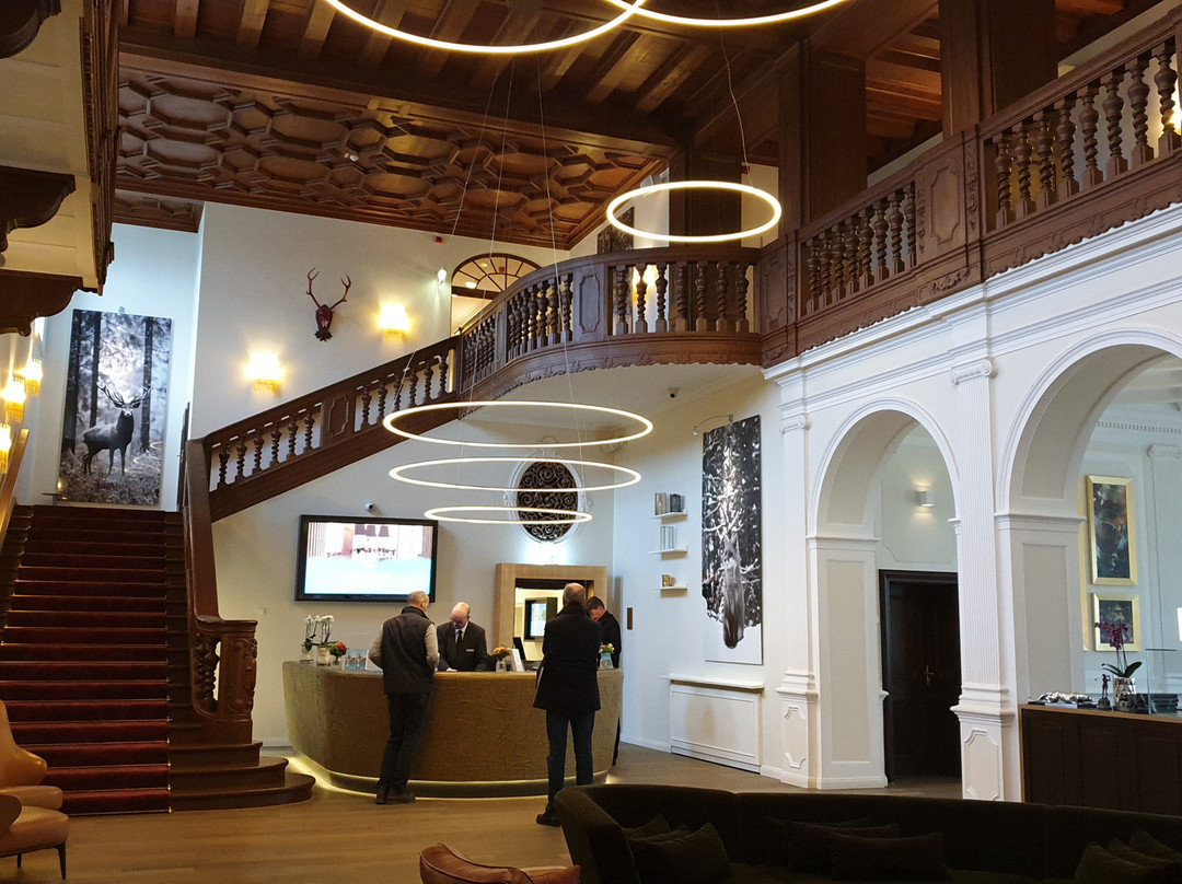 弗列森希尔雷迪森布鲁度假城堡酒店主图