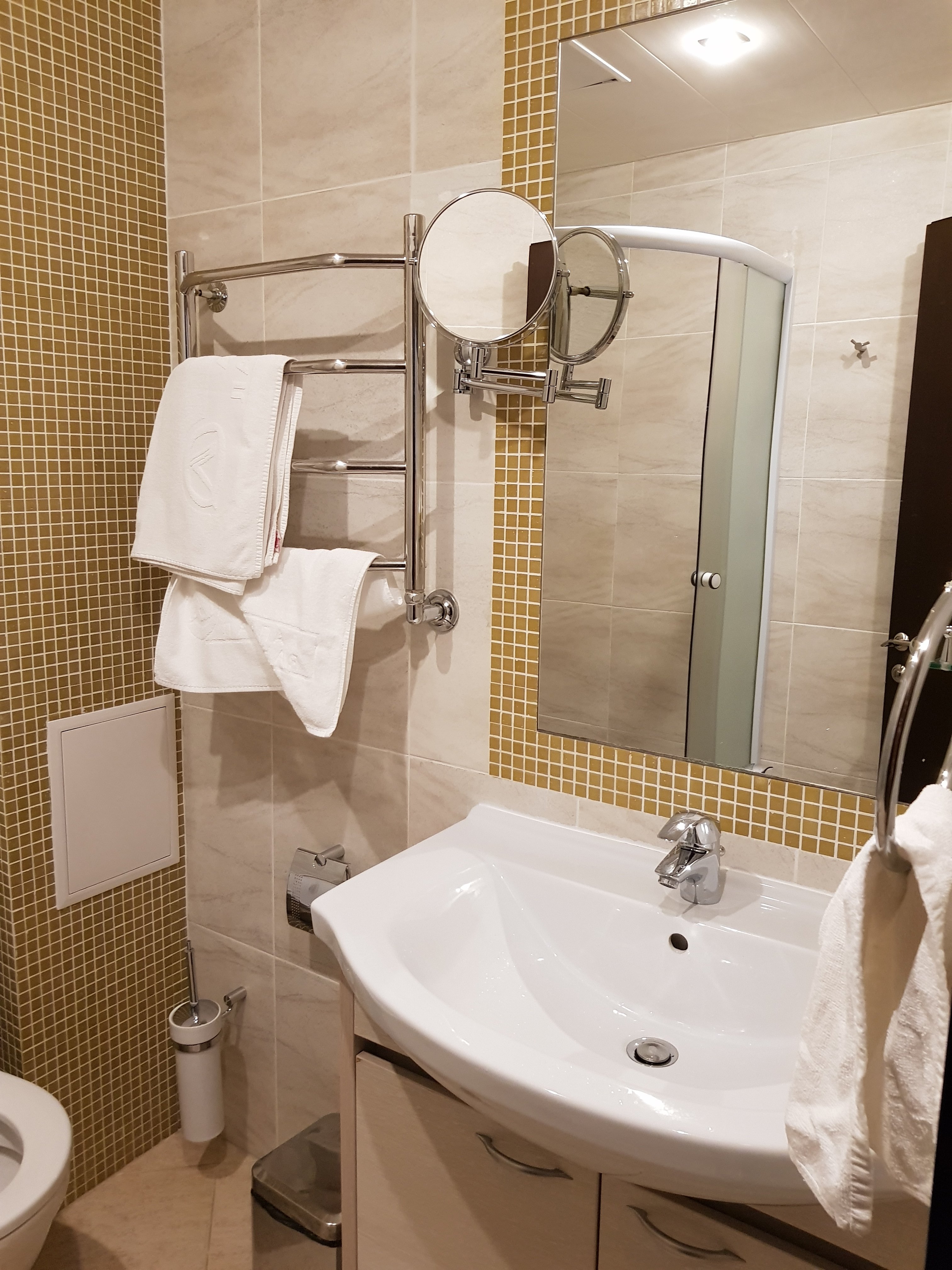 Anapa Lazurnaya Hotel-浴室
