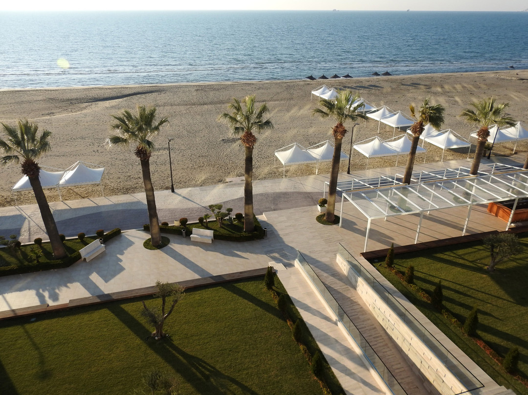 Premium Beach Hotel主图