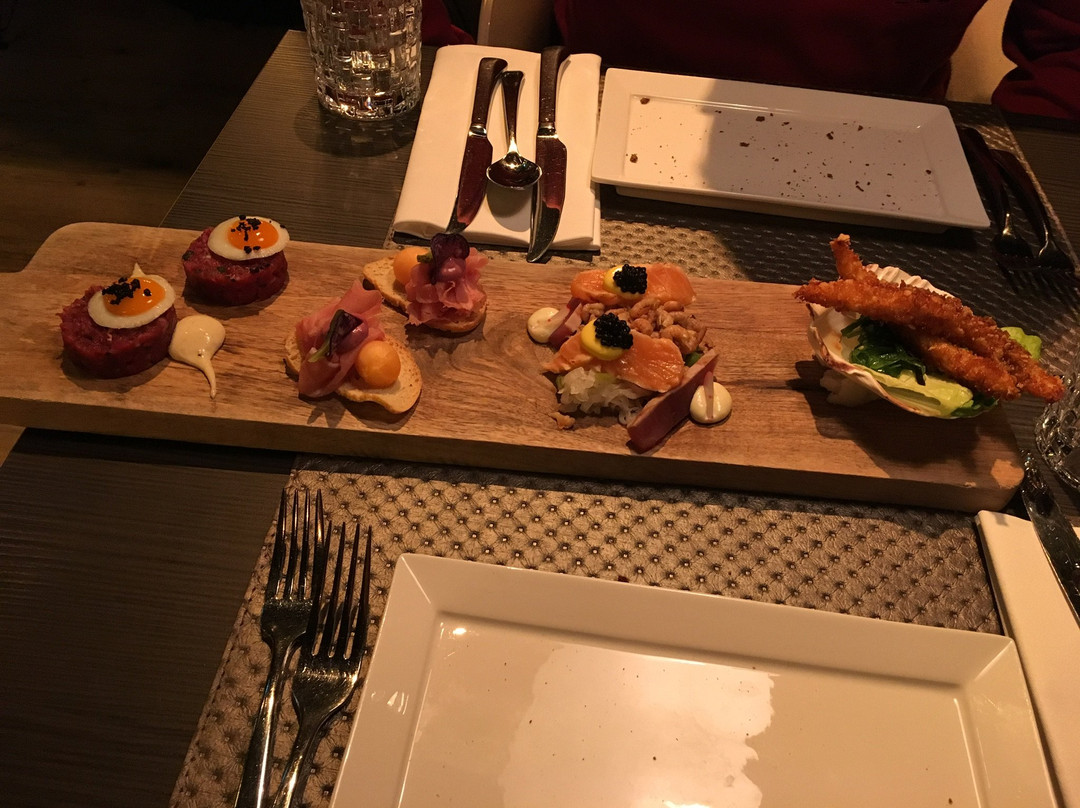 候赫尔豪斯酒店主图