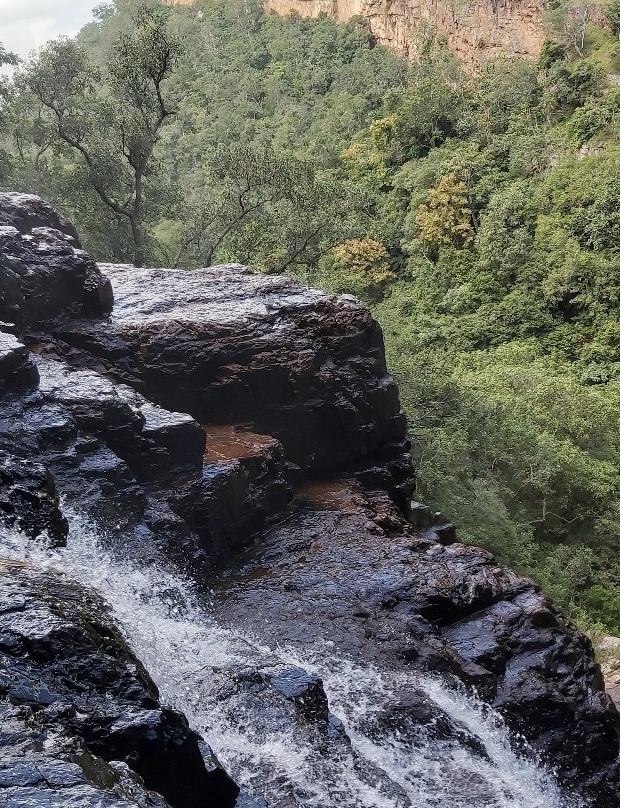 Talakona Waterfall景点图片