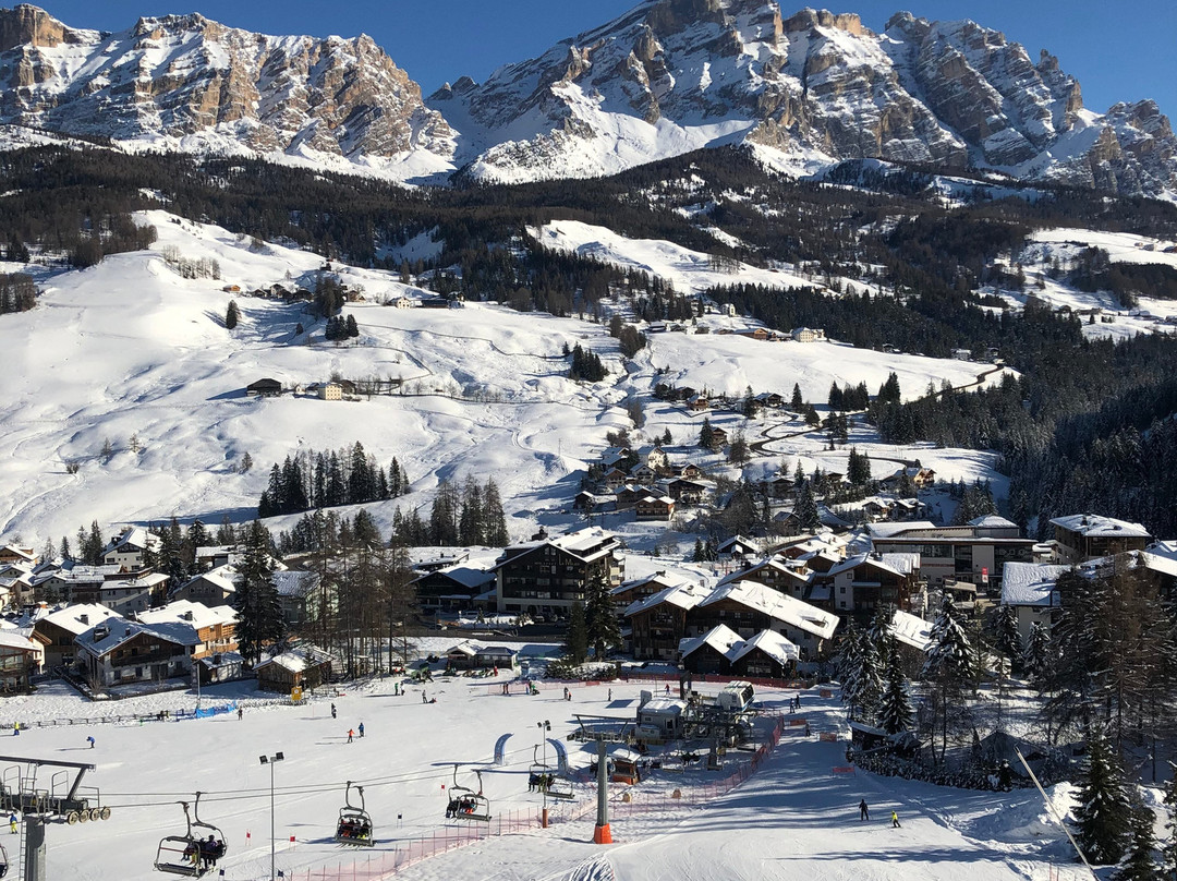 Dolasilla Mountain Panoramic Wellness Hotel主图