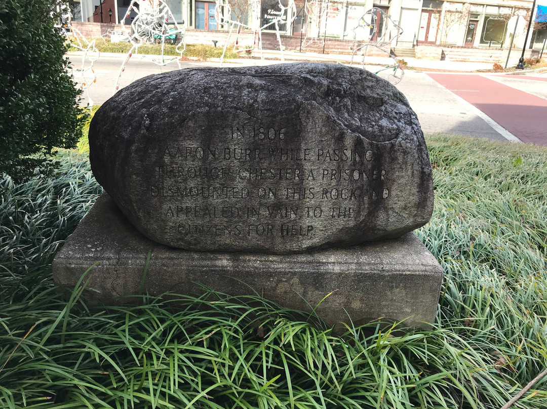 Aaron Burr Rock-Chester必去景点