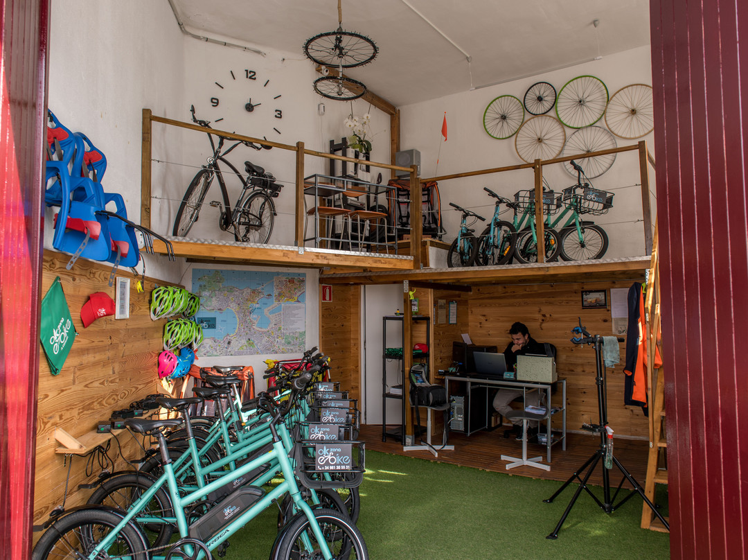 Ok Zona Ebike-拉科鲁尼亚必去景点
