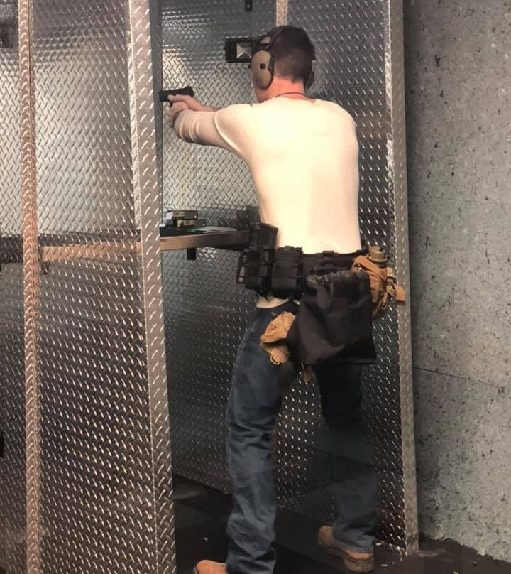 Cross Hairs Indoor Shooting Range景点图片