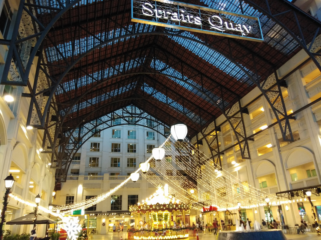 普罗佛里奥海峡码头公寓式酒店主图