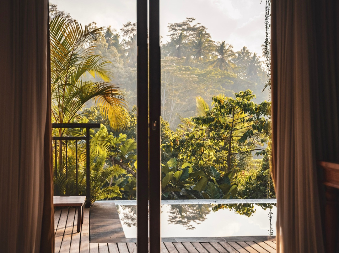 坦加羽达考曼卡酒店主图