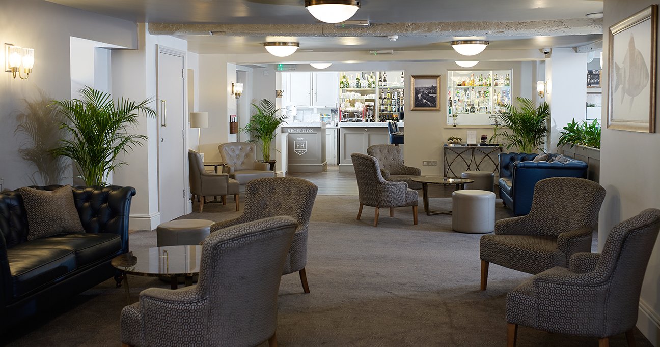 The Falcon Hotel-官方