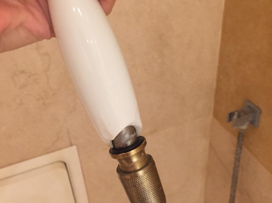 Herbert Samuel Bayit Bagalil Boutique主图