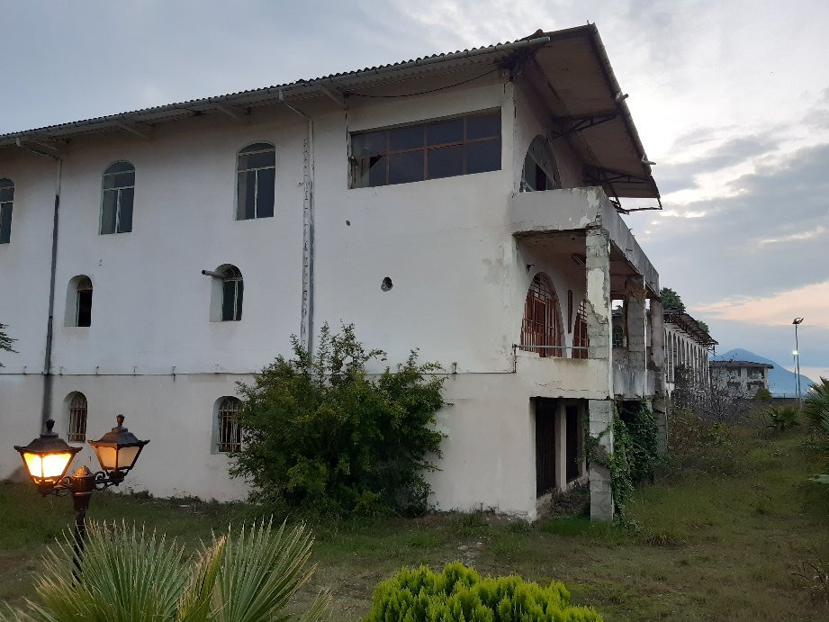 Ramsar Kowsar Hotel主图