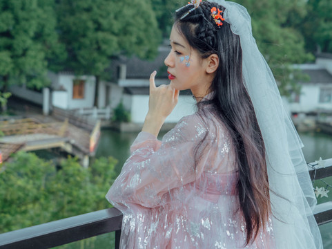 桂林和舍湖畔度假酒店主图