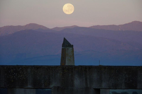NZ Stone Circle-Carterton必去景点