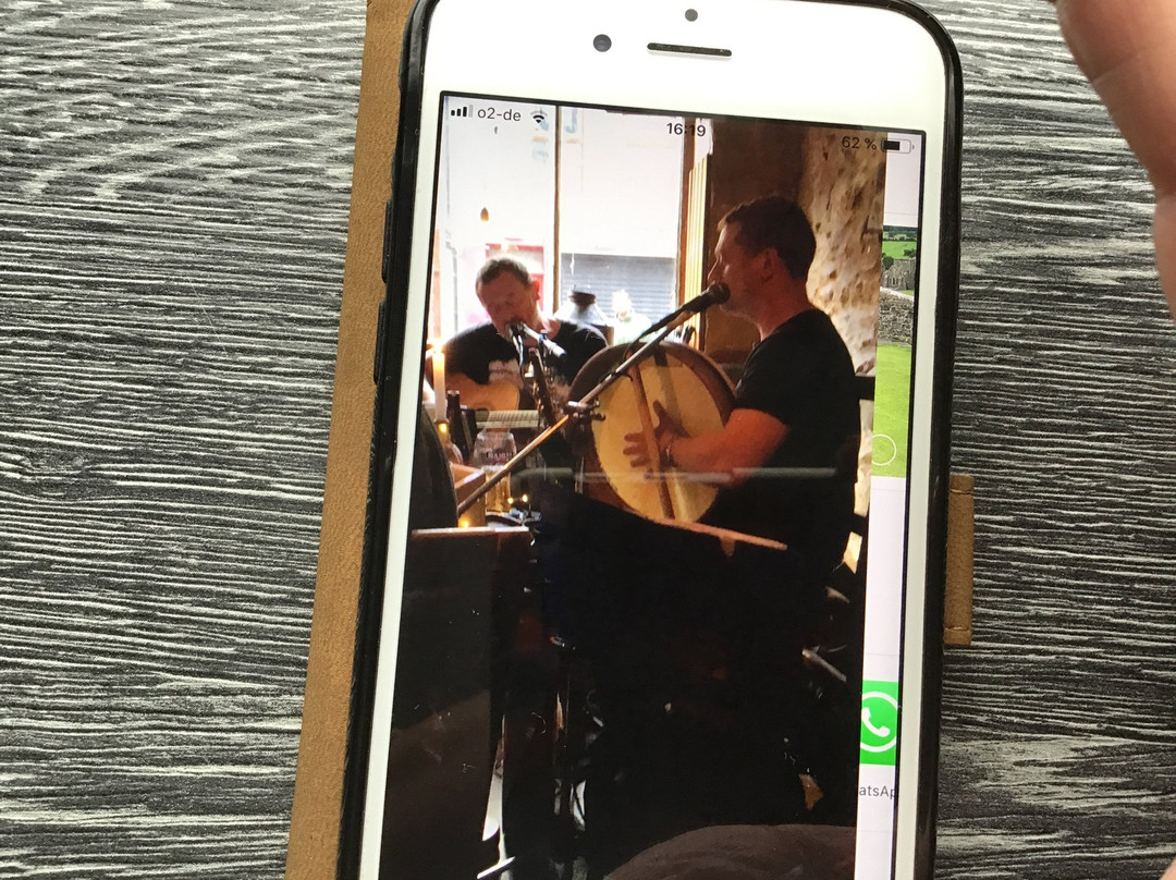 Courtney's Bar-基拉尼必去景点