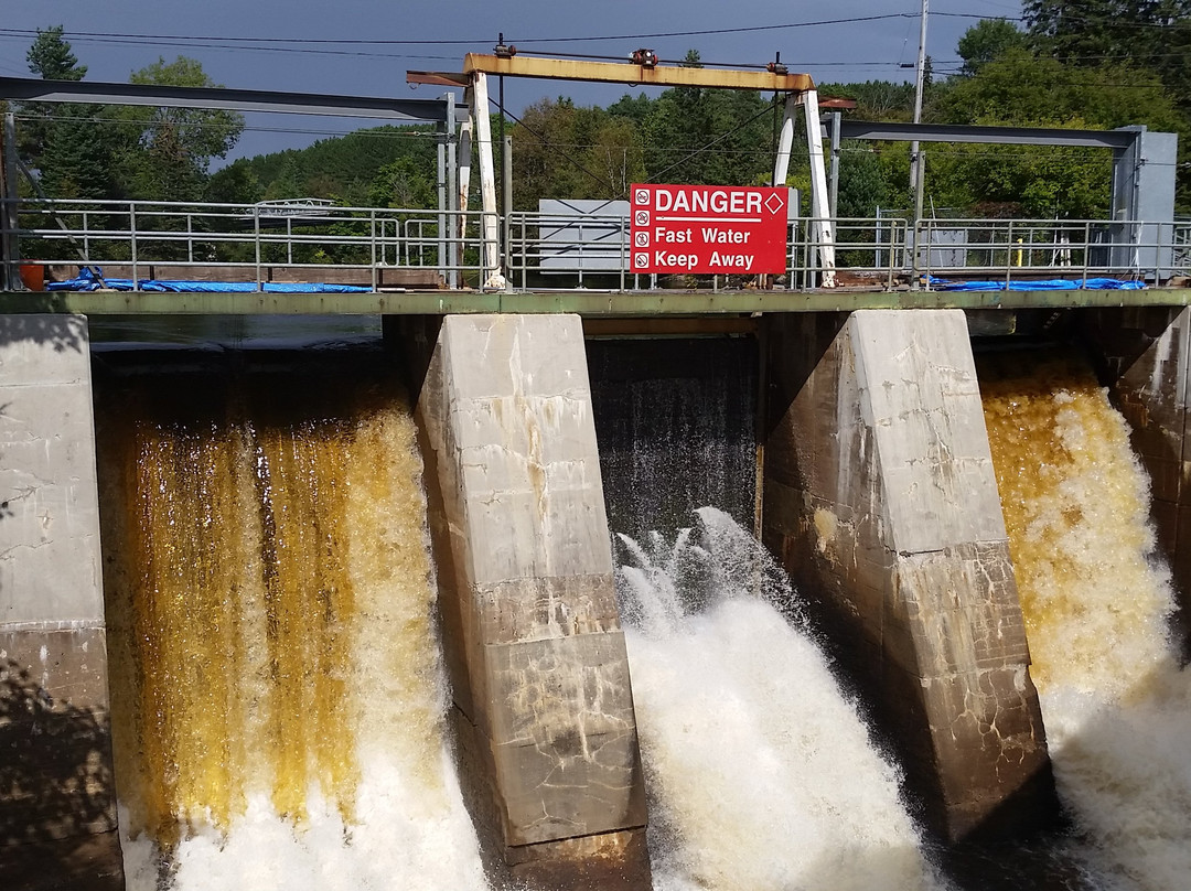 Burk's Falls Welcome Centre景点图片