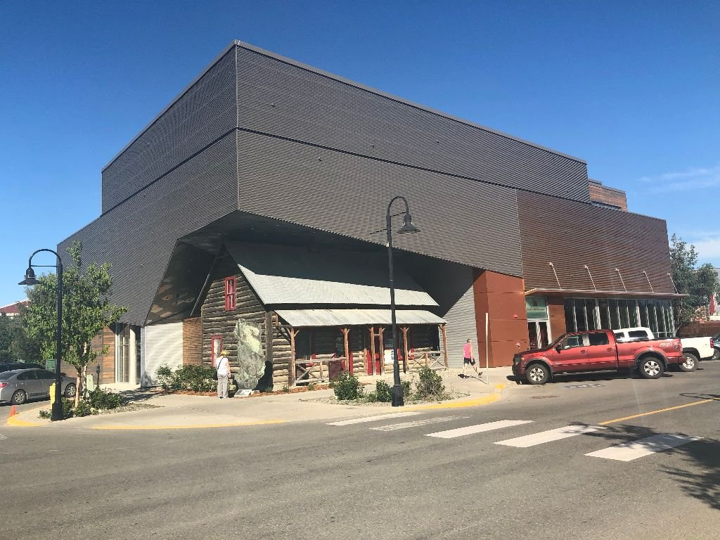 白马市旅游景点-MacBride Museum