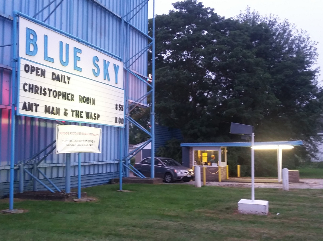 Blue Sky Drive-In Theater景点图片