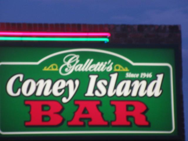 Sun Valley旅游景点-Coney Island Bar