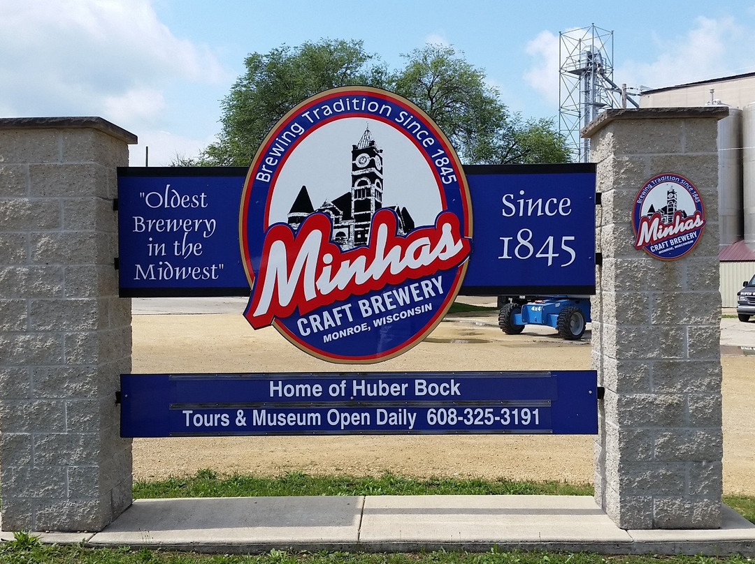 Monroe旅游景点-Minhas Craft Brewery