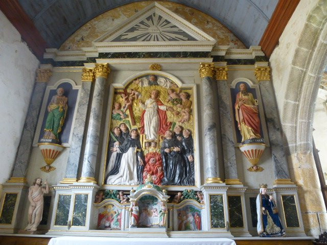 Eglise Saint-Yves de Plouneour-Menez景点图片
