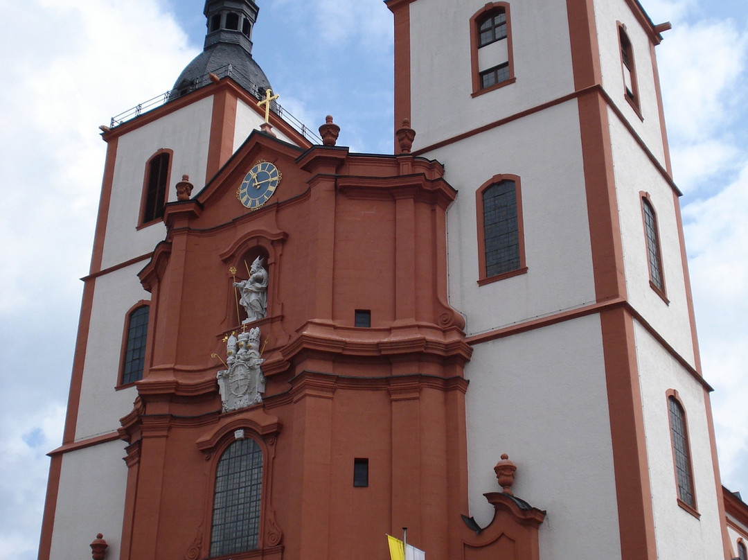 Stadtpfarrkirche-富尔达必去景点