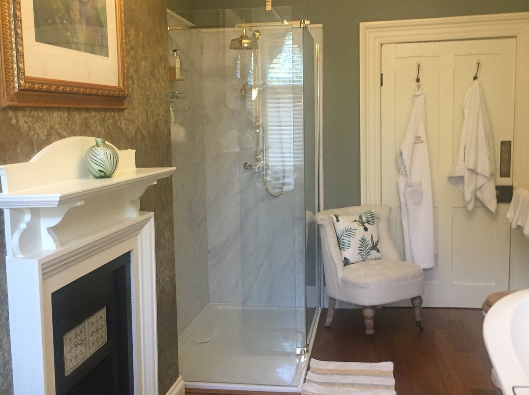 The Old Vicarage主图